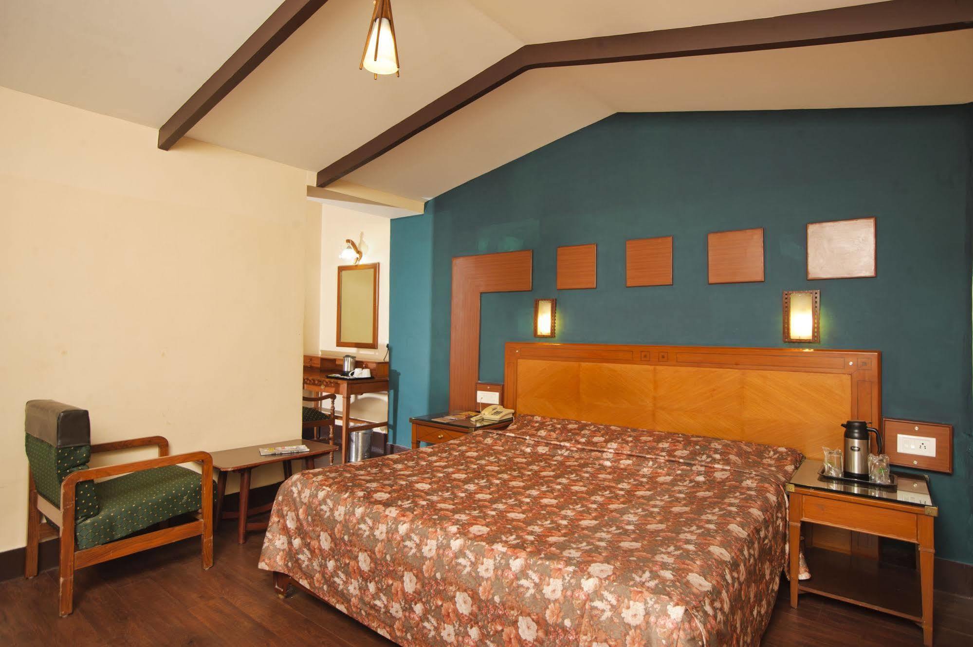 קודאיקנאל Hotel Jai מראה חיצוני תמונה