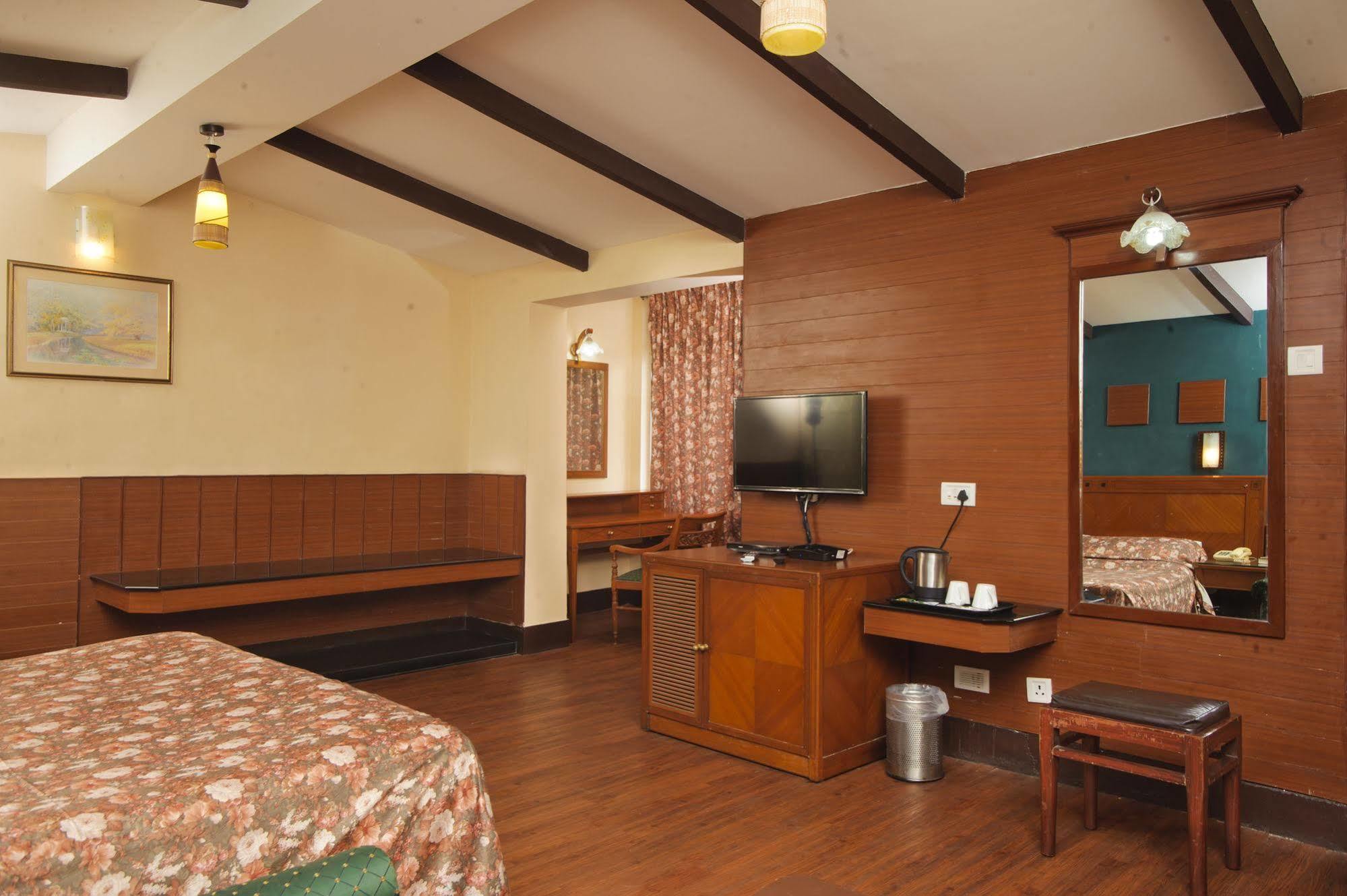 קודאיקנאל Hotel Jai מראה חיצוני תמונה